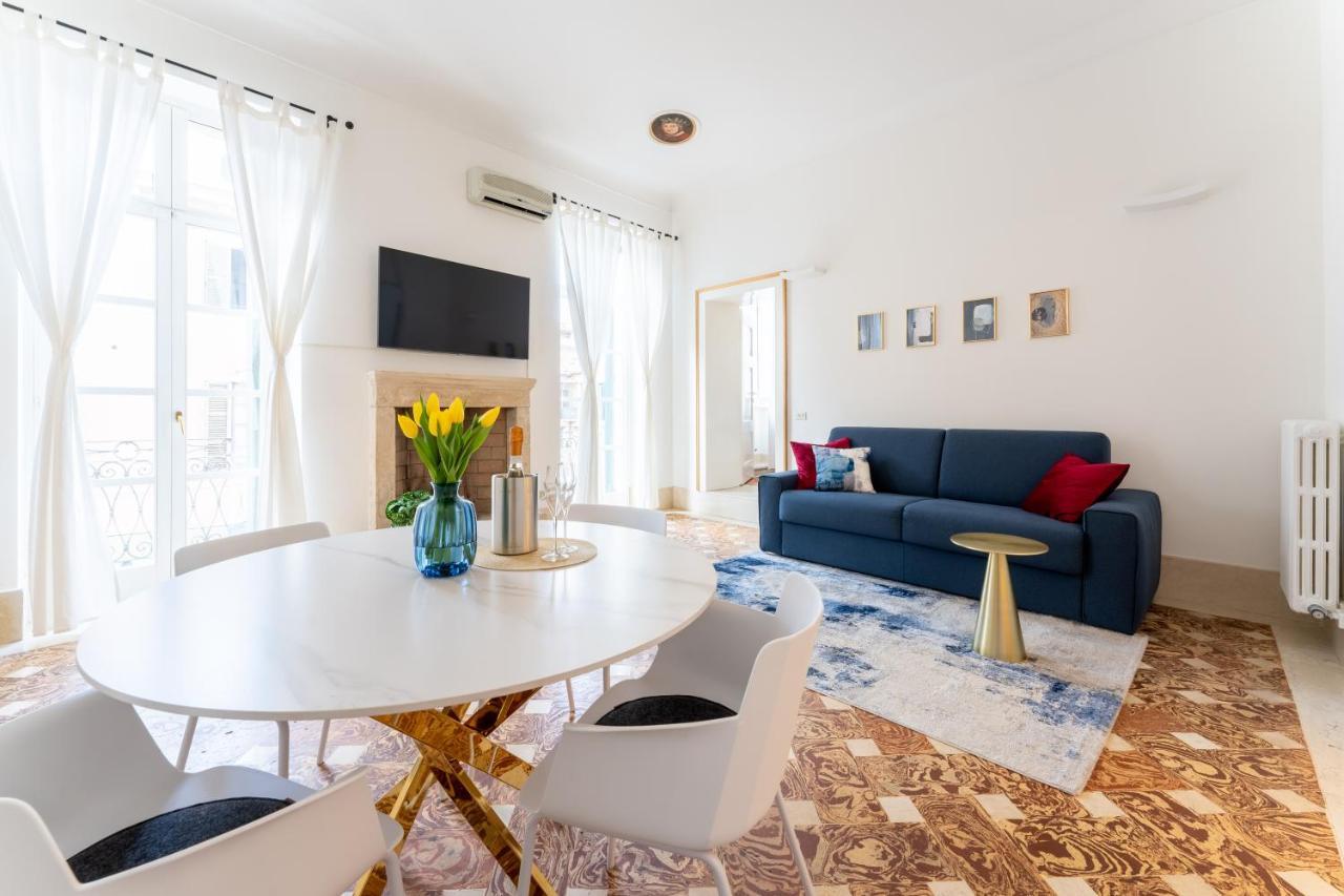 Corso Cavour Luxury Apartment Verona Buitenkant foto