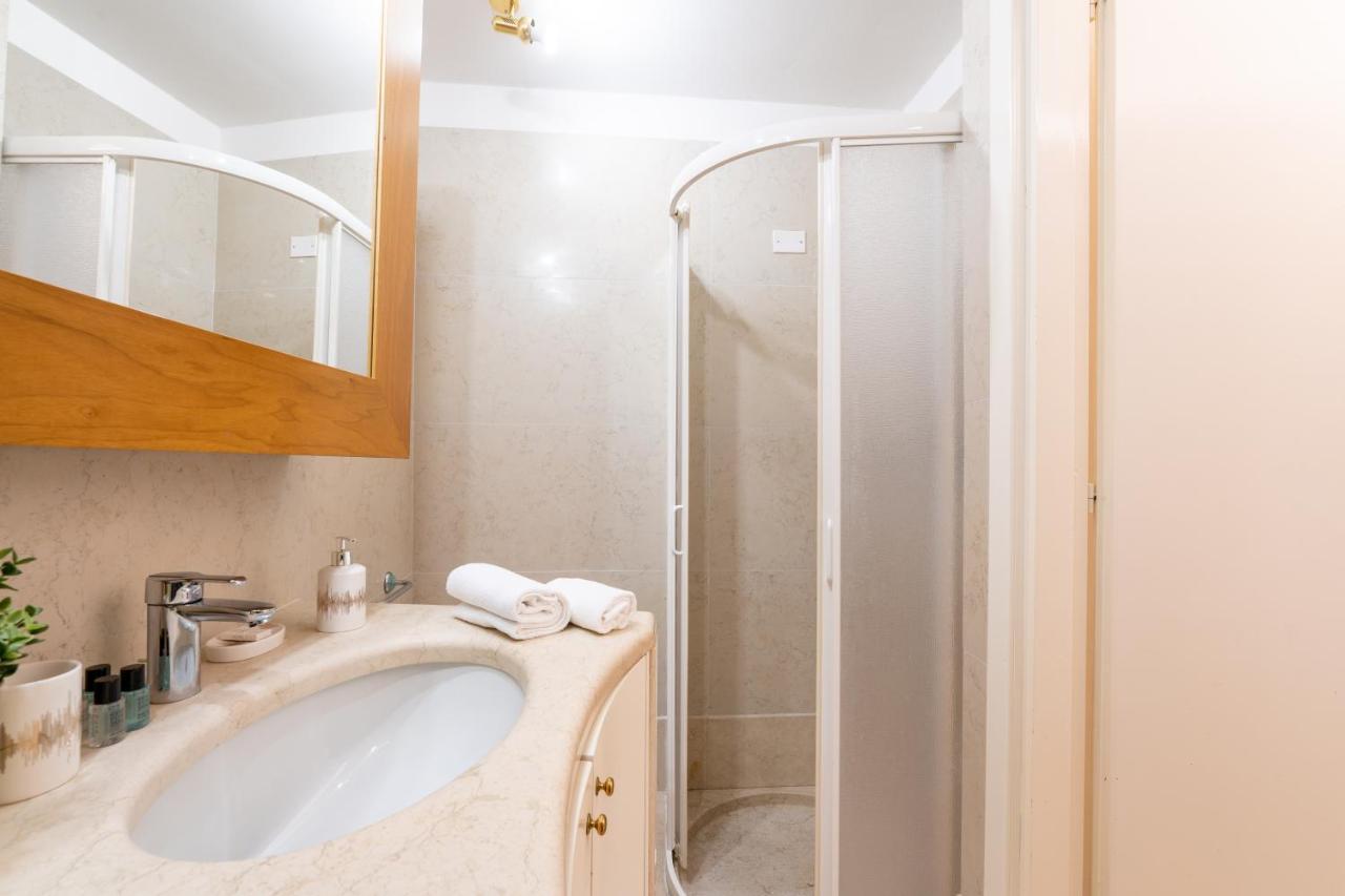 Corso Cavour Luxury Apartment Verona Buitenkant foto