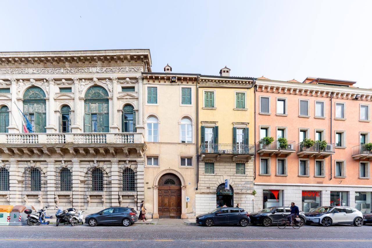 Corso Cavour Luxury Apartment Verona Buitenkant foto