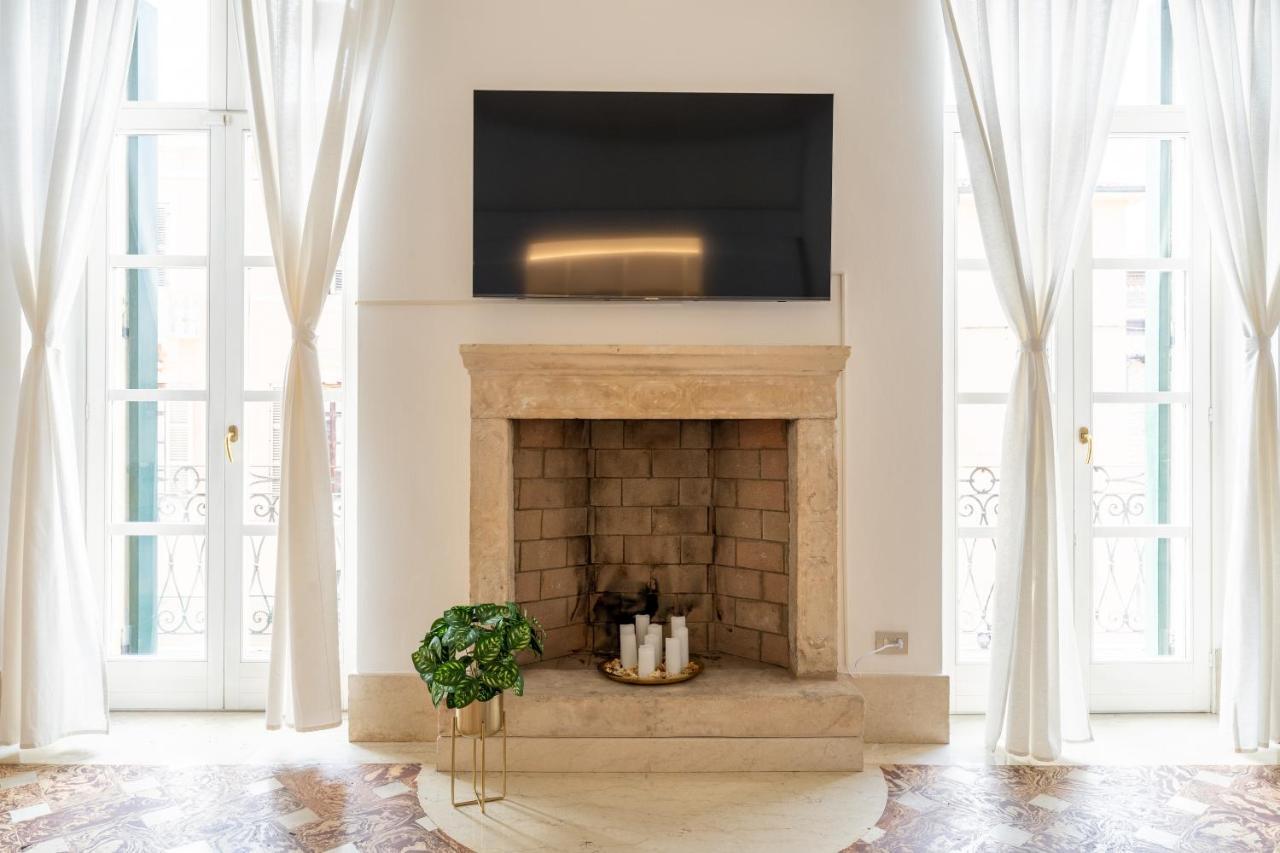 Corso Cavour Luxury Apartment Verona Buitenkant foto