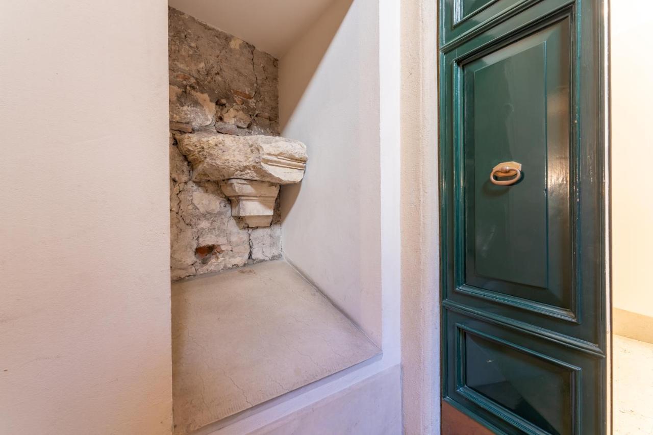 Corso Cavour Luxury Apartment Verona Buitenkant foto