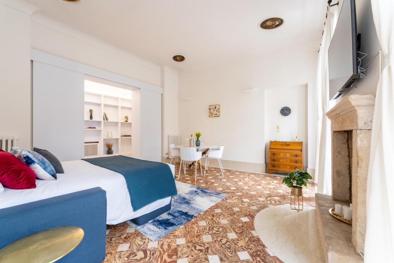 Corso Cavour Luxury Apartment Verona Buitenkant foto